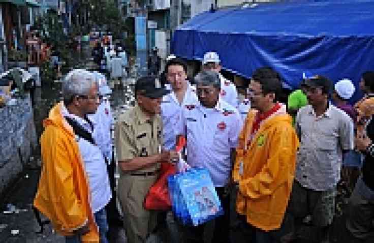 Aksi Sosial Federal Oil untuk Korban Banjir Jakarta