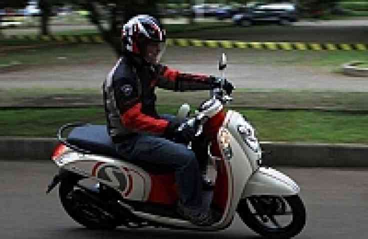 Tak Hanya Irit, Honda Scoopy FI Juga Kian Responsif