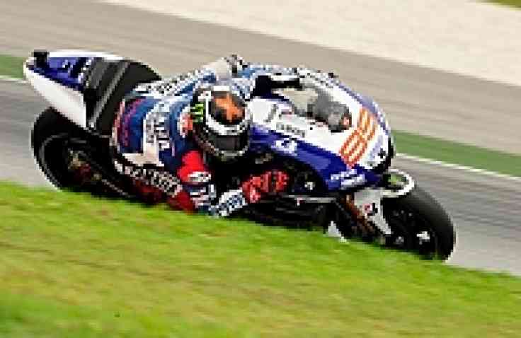 Marquez Jatuh, Lorenzo Terdepan di Latihan Bebas