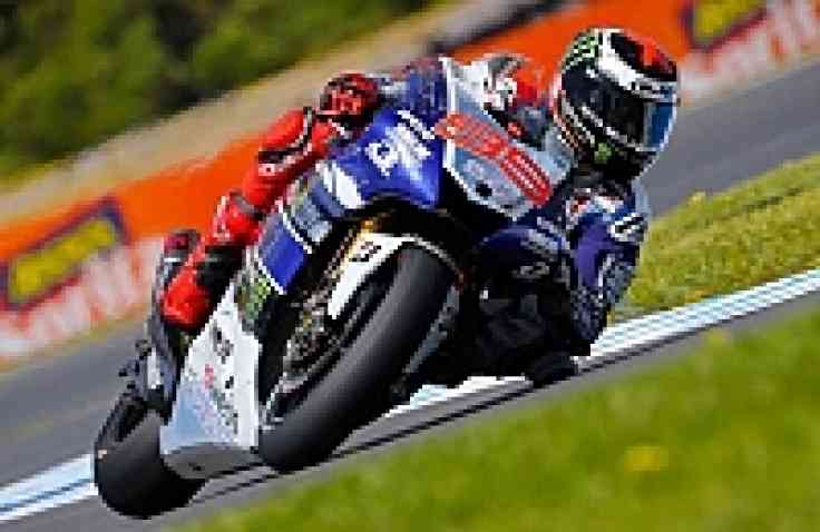 Marquez Black Flag, Lorenzo Melenggang di Phillip Island