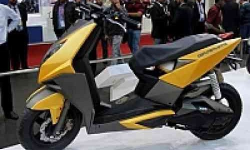 TVS Pamer Skutik Futuristik di India Auto Show 2014