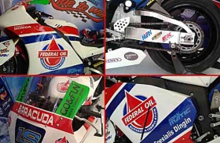 Motor Balap Tim Federal Oil Gresini Moto2 Mejeng di Otobursa 2014!