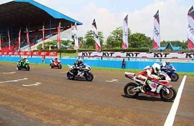 Dwi Satria Naik Podium Kedua di Gelaran IRS Seri 3 Sentul