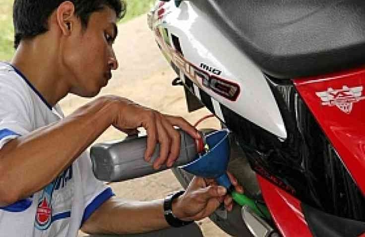 Cegah Panas Berlebih Pada Motor Matik, Oli Spesial Solusinya