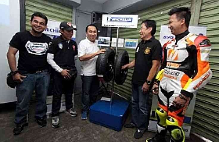 Michelin Power SuperSport EVO Hadir Buat Pencinta Motor Sport