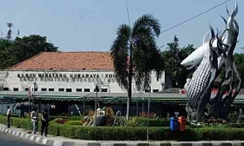 Tempat Wisata di Kota Pahlawan yang Wajib Dikunjungi