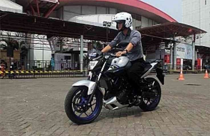 Test Ride Motor-Motor Keren di IIMS 2015