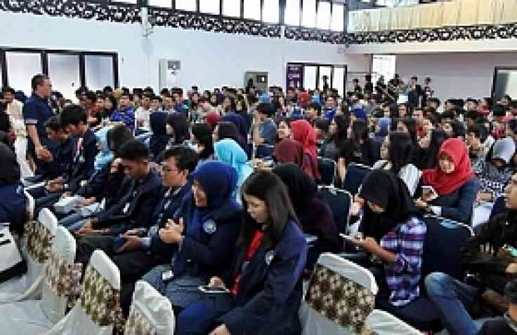 Lensa Indonesia Goes To Campus With Federal Oil, Mengenalkan Jurnalisme Ke Mahasiswa