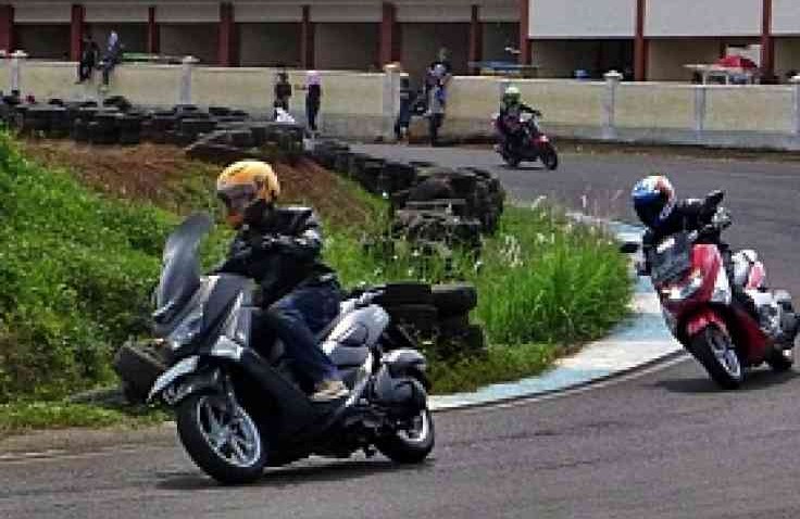 Jakarta Max Owners Gelar Safety Riding Course