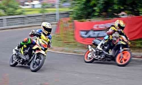 Terminal Bis Disulap Jadi Sirkuit Matic Race