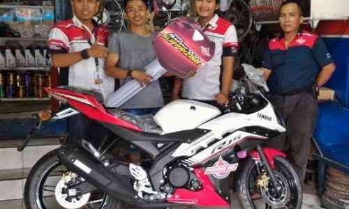 Abdul Rohman Terima Yamaha R15 Ganjaran Federal Racing Surpirizing