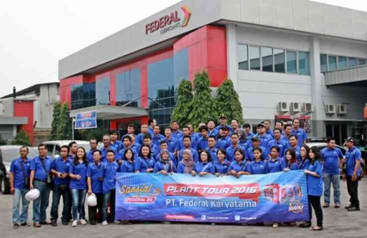 Plant Tour Spesial  Federal Oil, Mempererat Hubungan Dengan Distributor dan Outlet