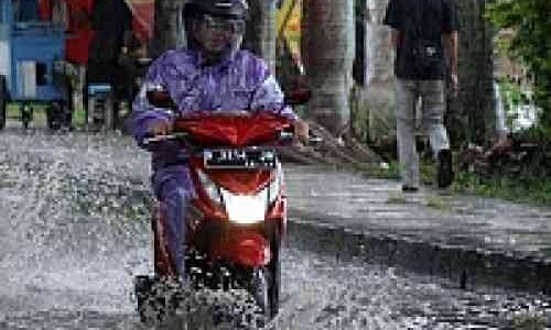 Motor Rusak Akibat Banjir, Tidak Ada Garansi !