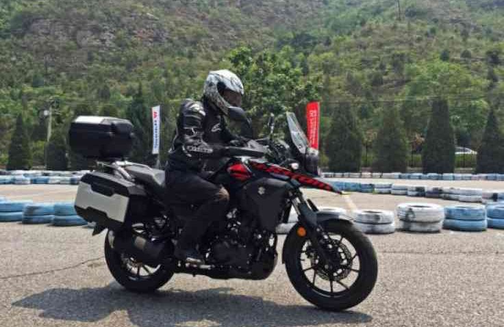 Motor Petualang Suzuki V-Strom DL250 Rilis di China, Berikut Hasil Impresinya