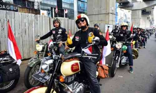 Begini Cara Komunitas Royal Enfield Rayakan Kemerdekaan