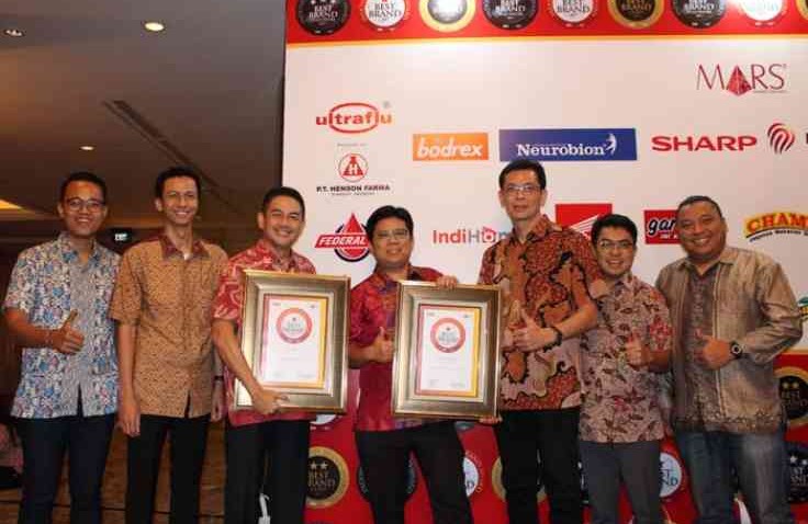 Keren! Federal Oil Raih Dua Penghargaan Indonesia Best Brand Award 2017 