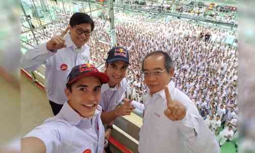 Marc Marquez dan Dani Pedrosa Sapa Indonesia, Haloooo...!!!