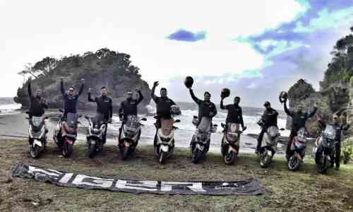 Max Owners Bekasi (MOB) Touring Dan Camping ke Pantai Madasari, Keren!