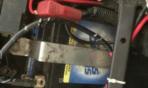 Begini Cara Merawat Kabel-kabel Motor di Musim Hujan