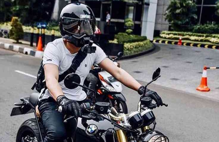 Pakai Action Cam, Ariel Noah Kedapatan Naik Moge BMW R Nine T