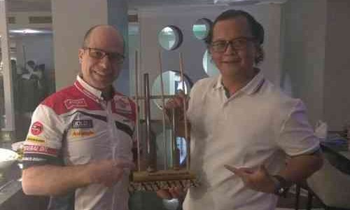 Pimpinan MPM Lubricants Tiba di Losail, Berikan Cendera Mata Pada Gresini Racing