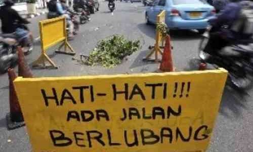 Skutik Kamu Sering Lewati Jalan Rusak? Ini Yang Harus Dilakukan