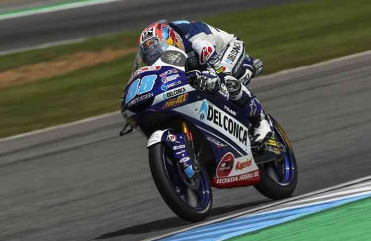 Menahan Nyeri Pada Tangan Kiri, Jorge Martin Akan Berjuang Keras di Moto3 Thailand