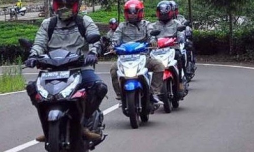 Tips Safety Riding Biar Aman di Jalan