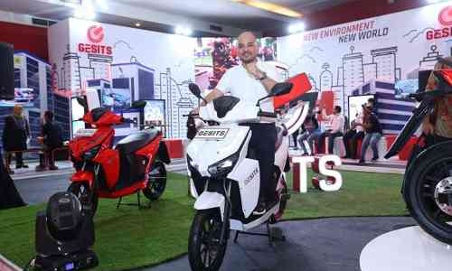 Motor Listrik Gesits Sudah Bisa Dipesan di IIMS 2019, Segini Harganya