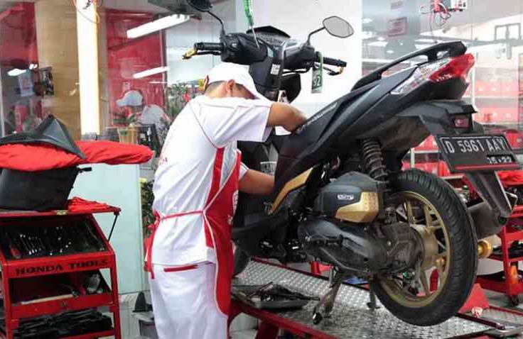 5 Kesalahan Yang Bikin Hangusnya Garansi Motor Honda